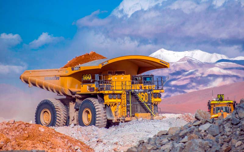 Industria minera se prepara para cumplir normativa de neumáticos de la Ley REP