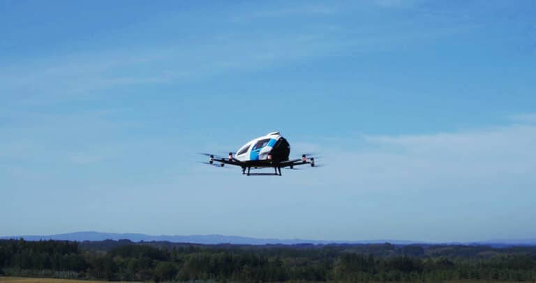 El taxi aéreo EH216 de Ehang completa exitosas demostraciones de vuelo en España