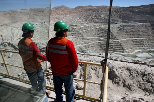 Las exportaciones chilenas cobre caen a nivel más bajo desde junio de 2020