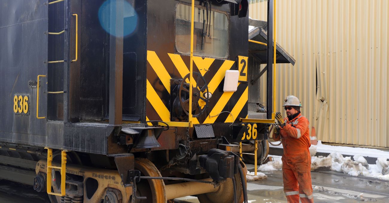 Ferrocarril Teniente 8 de El Teniente implementa cámaras para detectar sobrecalentamientos en tiempo real