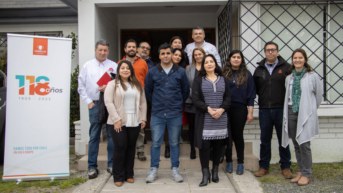 Encuentro organizado por El Teniente reunió a emprendedores de Coya con empresas contratistas