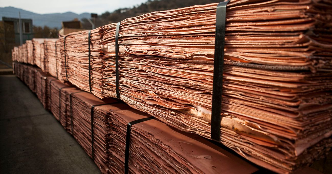 Cobre cae a su menor nivel en cerca de 4 meses tras advertencia de Fed