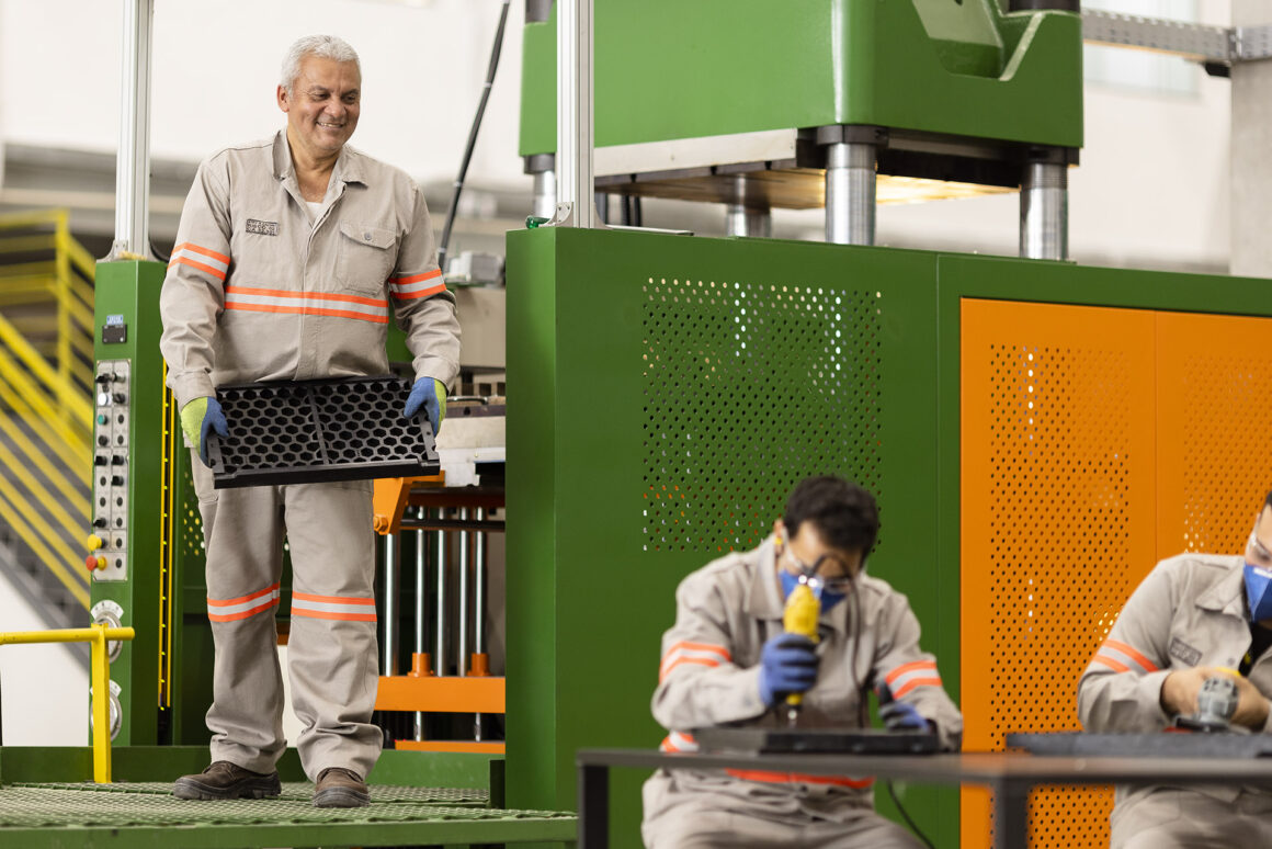 Multotec muestra su compromiso con la industria brasileña de procesamiento de minerales a través de una nueva planta de fabricación