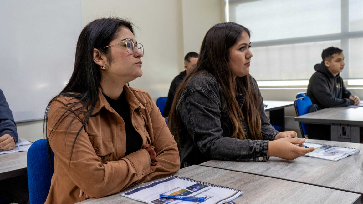 57 personas se integraron al Programa de Aprendices de Minera Zaldívar