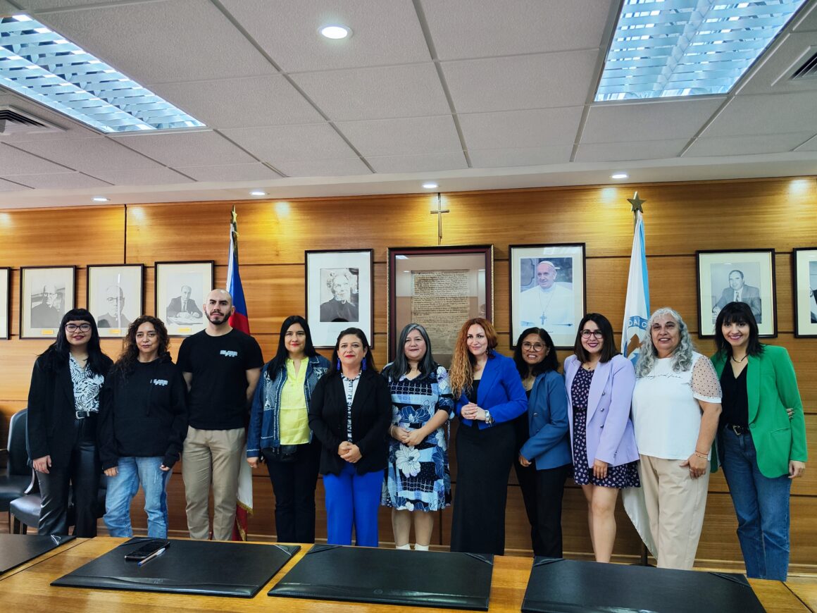 Seremi de la Mujer Y Universidad Católica del Norte firman Convenio para Promover la Equidad de Género 