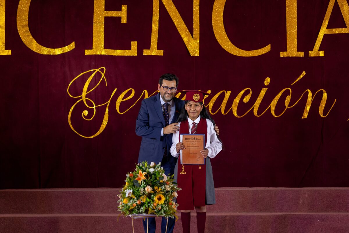 333 estudiantes de liceos Bicentenario coadministrados por Fundación Collahuasi finalizaron su enseñanza media