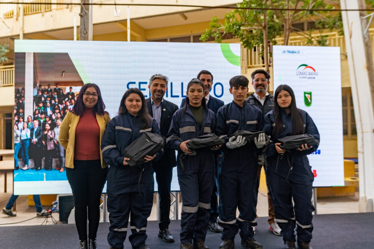 Tecnología y Valor Social: Impulso del Semillero LomasLab en Liceo Politécnico Los Arenales de Antofagasta