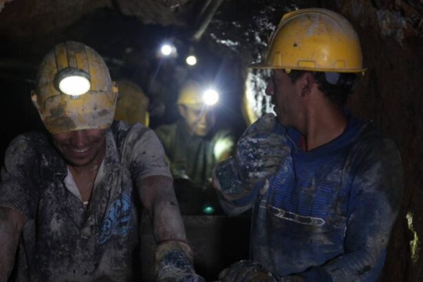 Colombia: Descubrimiento de minerales en Soto Norte: Potencial económico y desafíos ambientales.