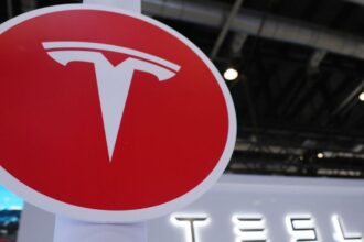Tesla reduce producción del Model Y en China debido a la disminución de la demanda