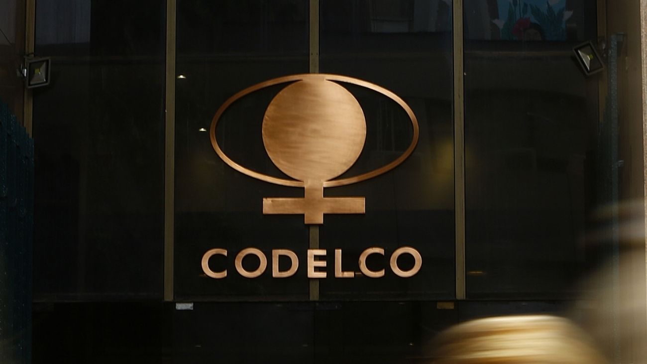 Codelco publica nuevas vacantes de empleo en la industria minera chilena