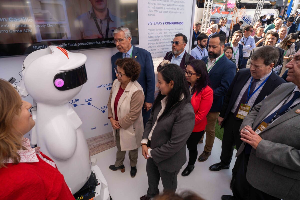 Sierra Gorda SCM dice presente en Exponor con SierraBot Evolution como su gran atracción