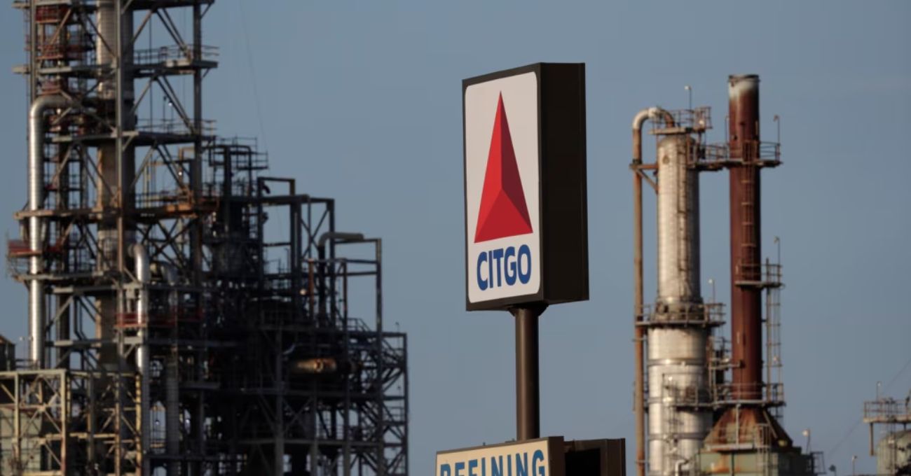 Funcionarios de EEUU se reúnen con opositores venezolanos para frenar subasta de Citgo