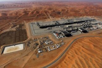Saudi Aramco inicia oferta secundaria de acciones para reforzar finanzas del Estado