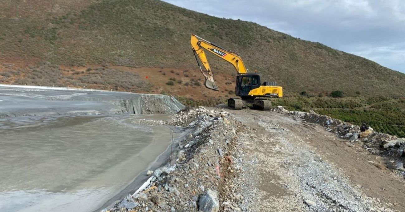 Minera Las Cenizas implementa plan de acción para mitigar deslizamiento de relaves en Cabildo.
