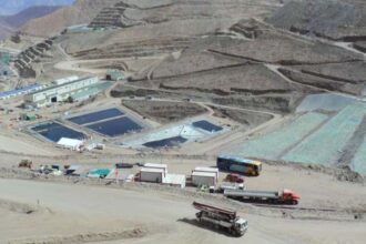 Japonesa JX venderá parte de su propiedad en la mina de cobre chilena Caserones a la canadiense Lundin Mining