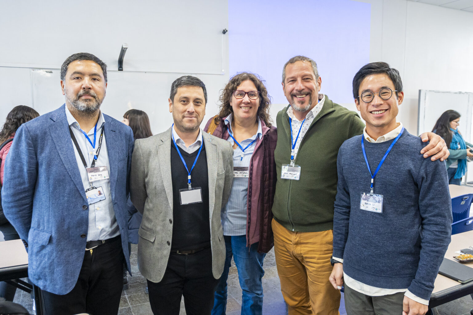 Seminario UC: Expertos destacan la importancia y el potencial de las tierras raras en Chile para la transición energética mundial