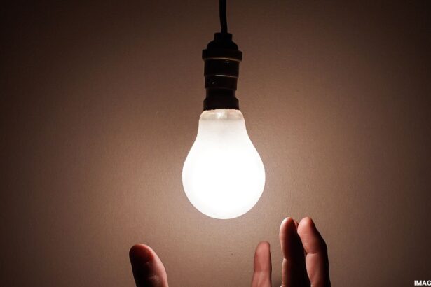 ¿Qué cosas consumen más electricidad en la casa? Cómo ahorrar ante alza en la luz