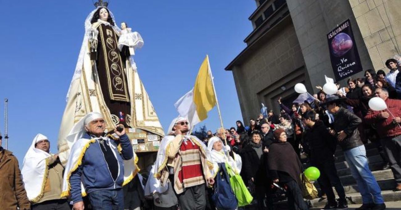 Martes 16 de julio: Feriado de la Virgen del Carmen, ¿es irrenunciable?