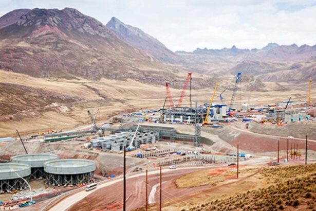 China expande su presencia minera en Perú y fortalece la relación comercial