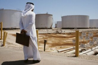 Arabia Saudí anuncia importantes descubrimientos de petróleo y gas en el país