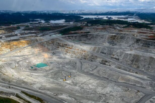 Gobierno de Panamá se reunirá con First Quantum para discutir reapertura temporal de la mina