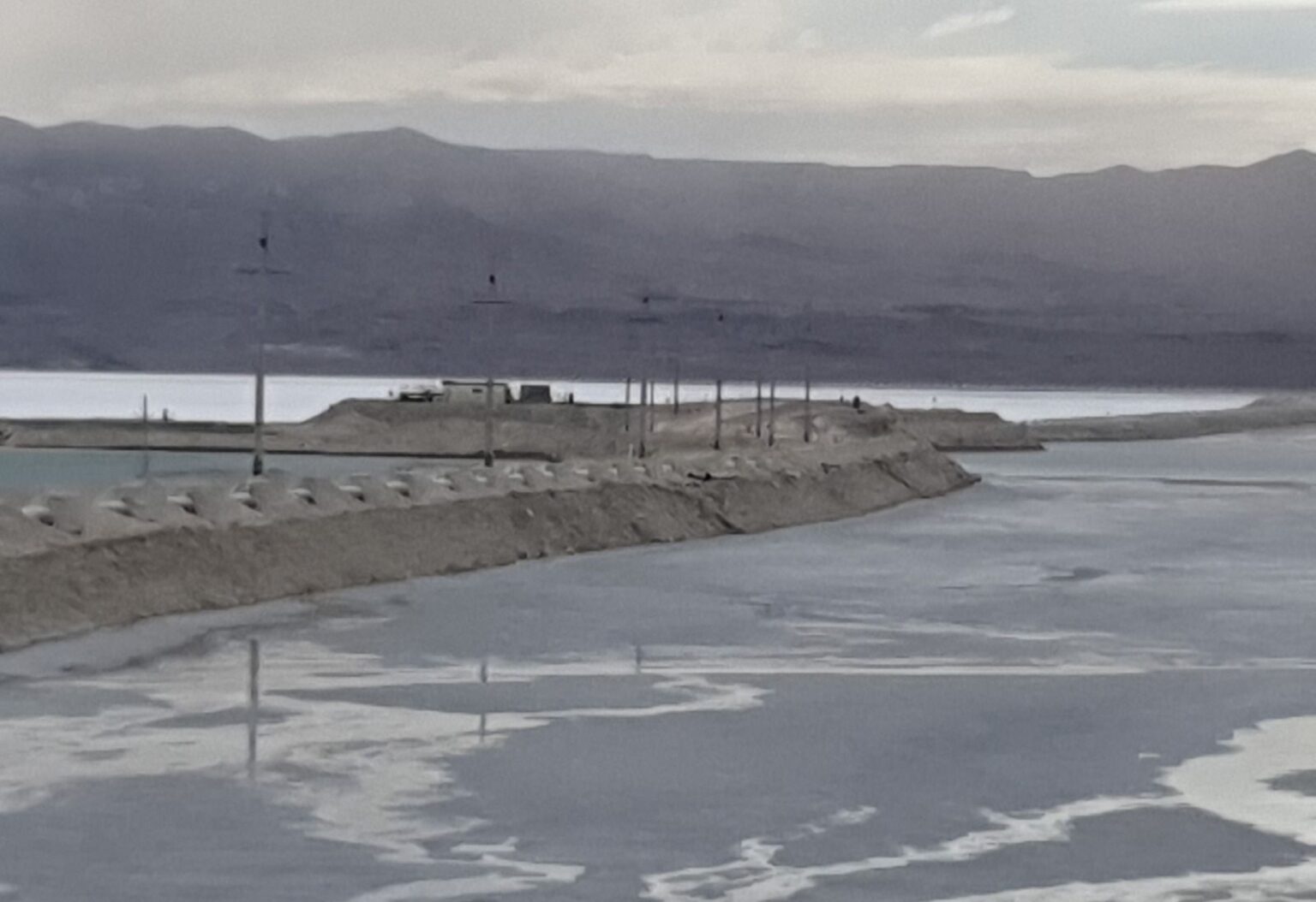 Formulados cargos graves a Codelco por contaminación del río Loa