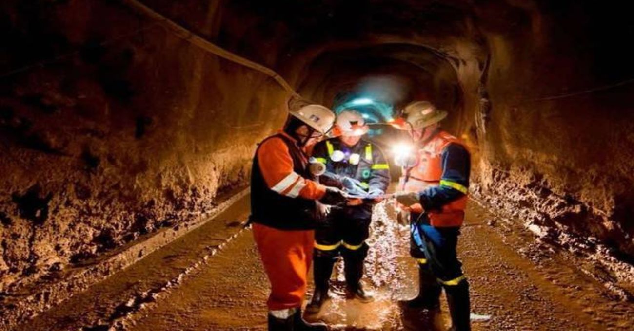 Día del Minero en Chile: Celebración y reconocimiento a su labor.