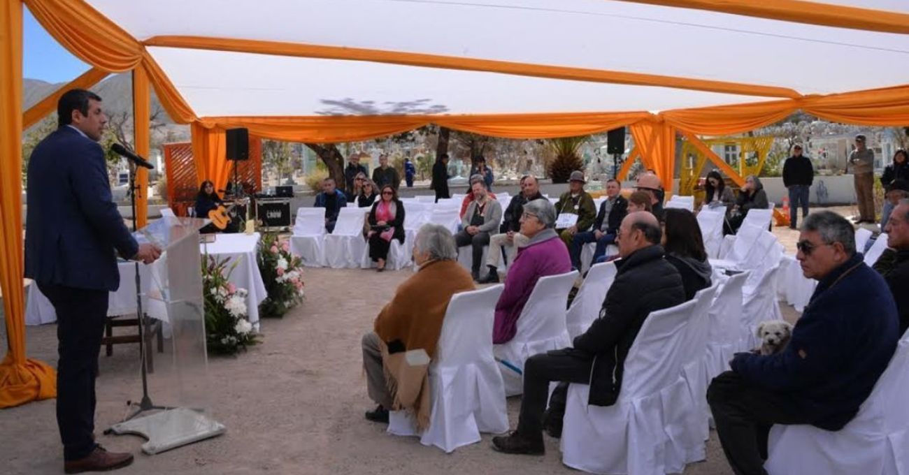 Homenaje a la historia de Chuquicamata: Liturgia en el Cementerio Minero