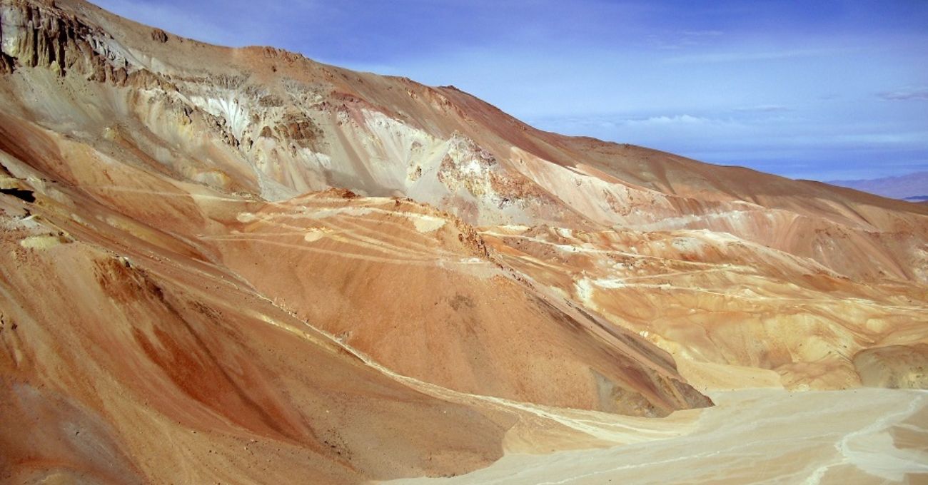 Autorizan a Barrick Perú explorar zona fronteriza con Chile