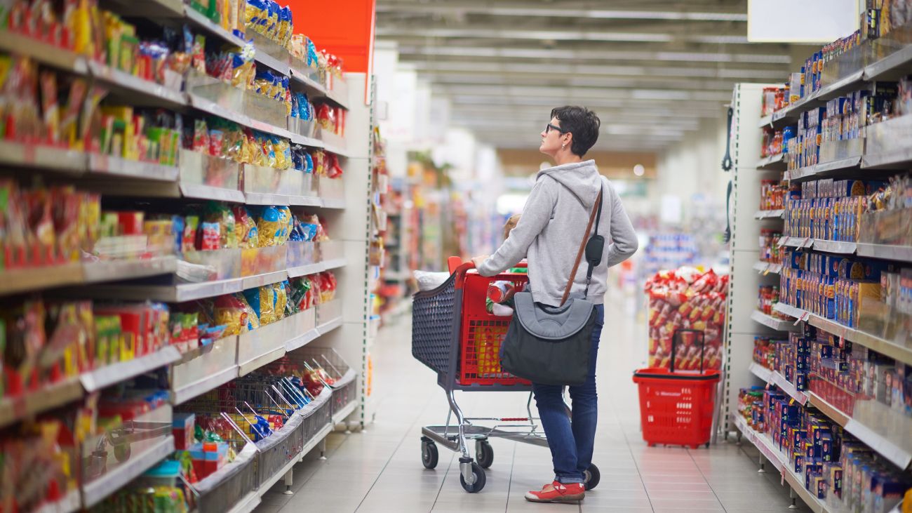 Feriado jueves 15 de agosto: revisa si abren los malls y supermercados