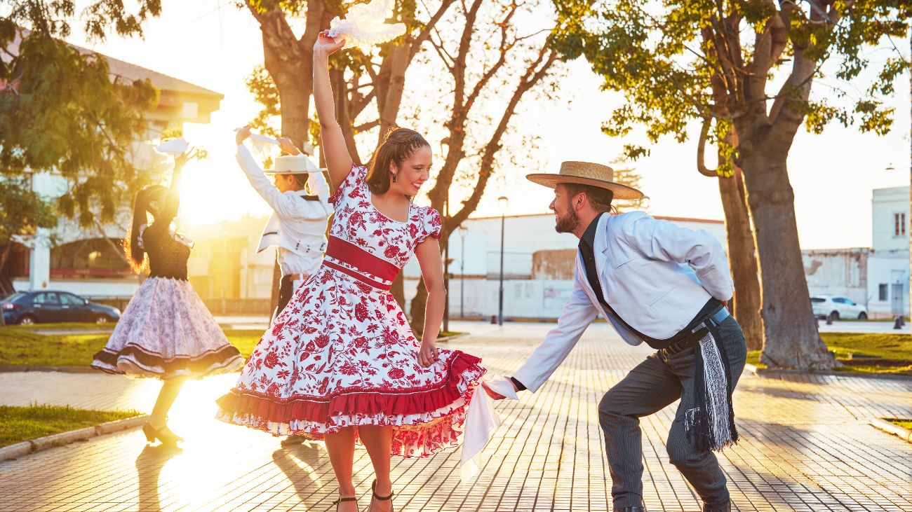 Fiestas Patrias 2024: conoce todas las fondas en Santiago y cuál será la más barata este año