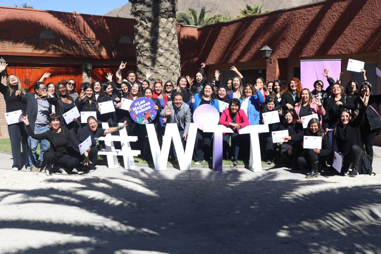 Mujeres de la Región de Atacama reciben formación como Líderes en Energía 