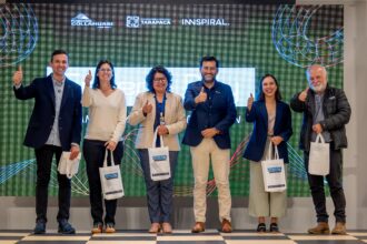 Realizan primer encuentro de innovación educacional para explorar nuevas técnicas de enseñanza a los jóvenes de Tarapacá