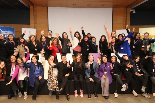 Mujeres de la Región de Valparaíso se preparan para ser líderes en el sector energético