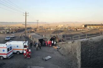 Al menos 51 muertos por explosión en una mina de carbón en Irán