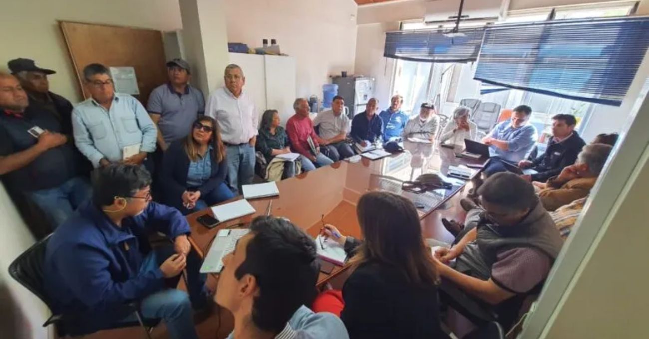 Reunión Histórica en el Municipio de Vallenar Reúne a Líderes de la Pequeña Minería de la Provincia del Huasco