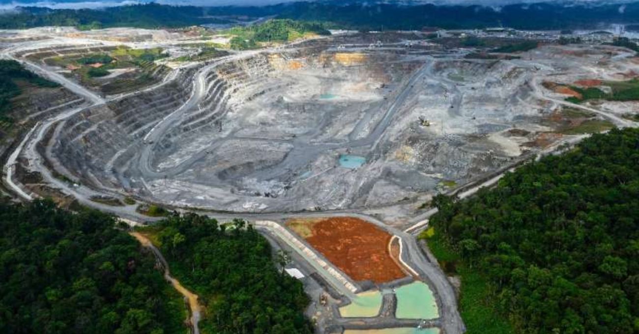 Exportación de cobre almacenado en Panamá tras cierre de mina.