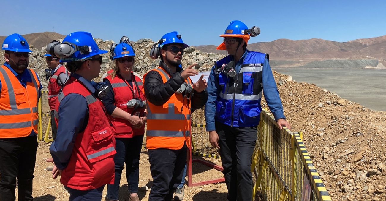 Alcalde de Tierra Amarilla visitó el depósito de relaves de minera Candelaria