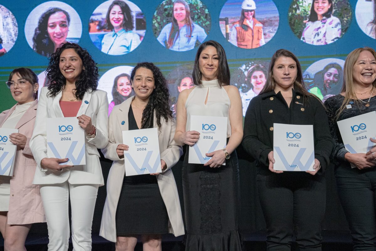 La integración de la mujer en faena y cargos de liderazgo marca ceremonia de Women in Mining Chile