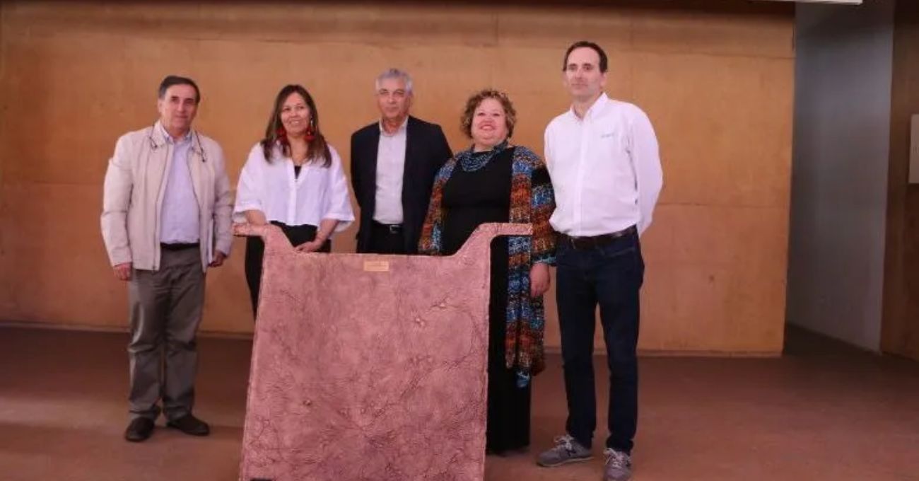 ENAMI entrega en comodato al Museo Regional de Atacama el último ánodo de cobre producido en Paipote para que sea parte de la exhibición permanente