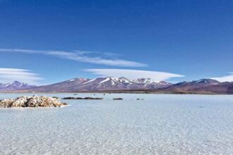 Los intereses de Tsingshan, Lithium Chile y Wealth Minerals por explotar los salares prioritarios