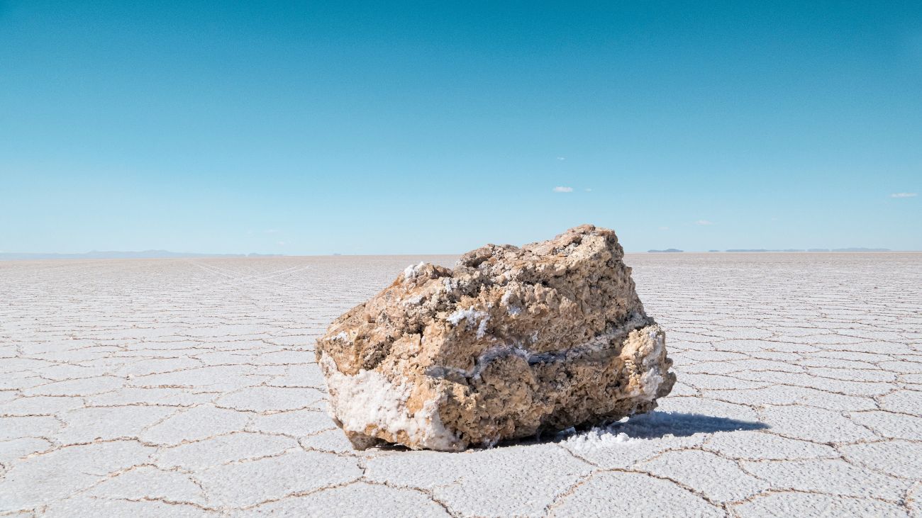 Geólogos encuentran yacimiento de litio en Estados Unidos que convertiría al país en líder mundial en este mineral