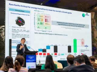 Foro Chileno-Alemán de Minería y Recursos Minerales: Expertos destacan las tierras raras como clave en la transición energética y la oportunidad de producir imanes permanentes   