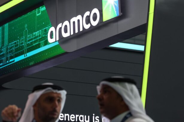 Aramco emite bonos para financiar dividendos progresivos en Vision 2030