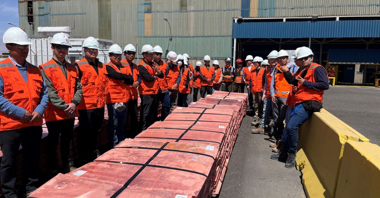 Estudiantes de Técnico en Mantenimiento protagonizan visita a Minera El Abra