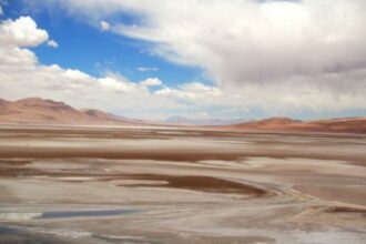 Descontento de comunidad indígena por consulta de Codelco y SQM