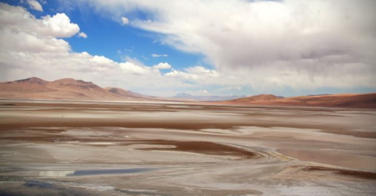 Descontento de comunidad indígena por consulta de Codelco y SQM