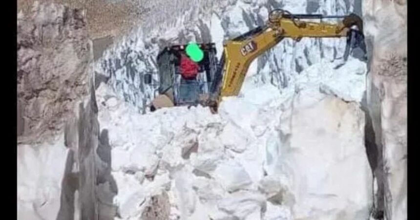 Intervención minera ilegal afecta glaciares en Valle del Huasco - Denuncia grave.