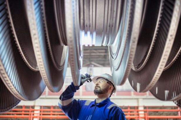 Tensiones comerciales entre Rusia y Estados Unidos impactan mercado de uranio.