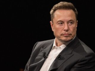 Sueldo de hasta 270.000 dólares: Elon Musk busca gente de cualquier parte del mundo para trabar desde su hogar en Tesla